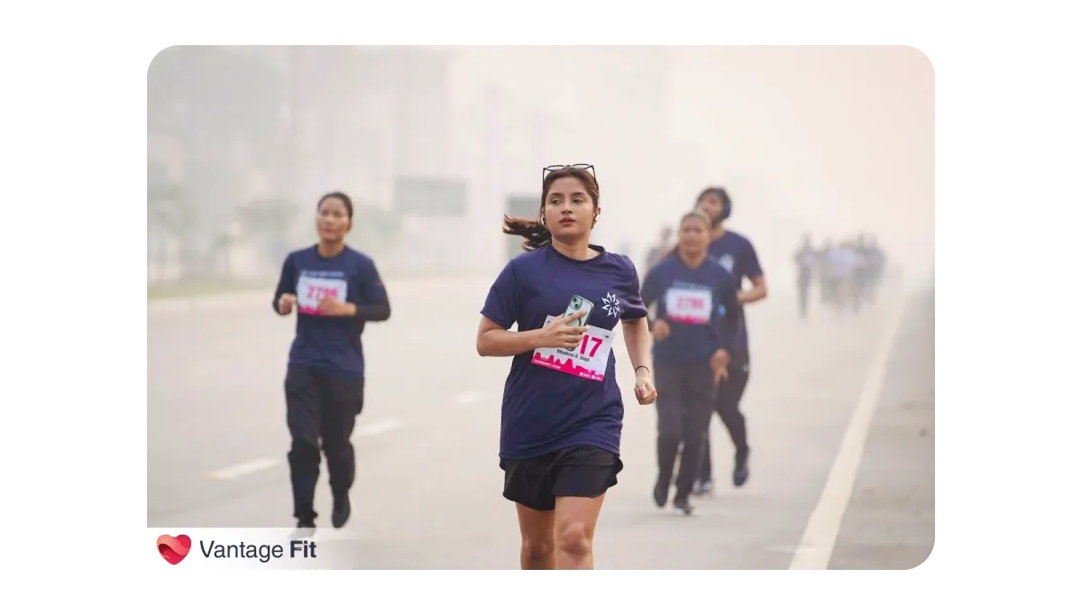 girls running a marathon.webp